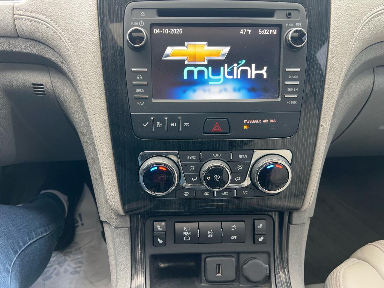 Chevrolet Traverse AWD 4dr LT w/2LT 2016