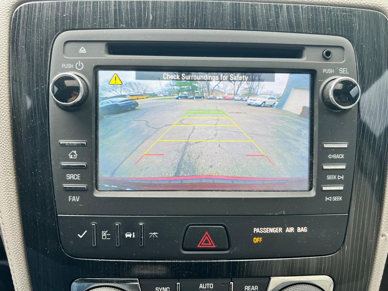 Chevrolet Traverse AWD 4dr LT w/2LT 2016