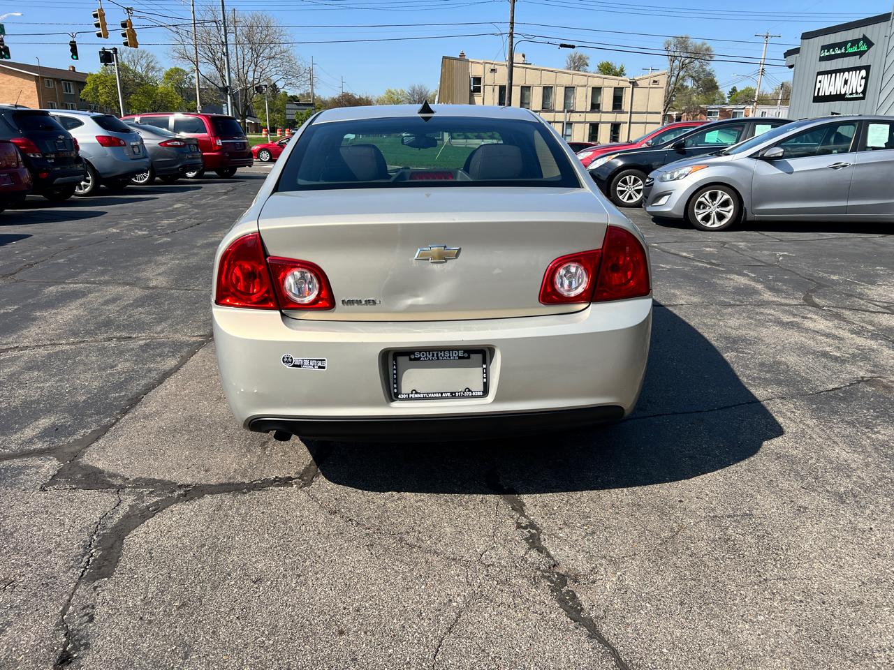 Chevrolet Malibu 4dr Sdn LS w/1LS 2012