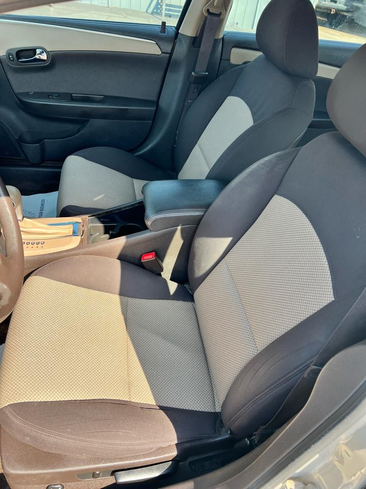 Chevrolet Malibu 4dr Sdn LS w/1LS 2012