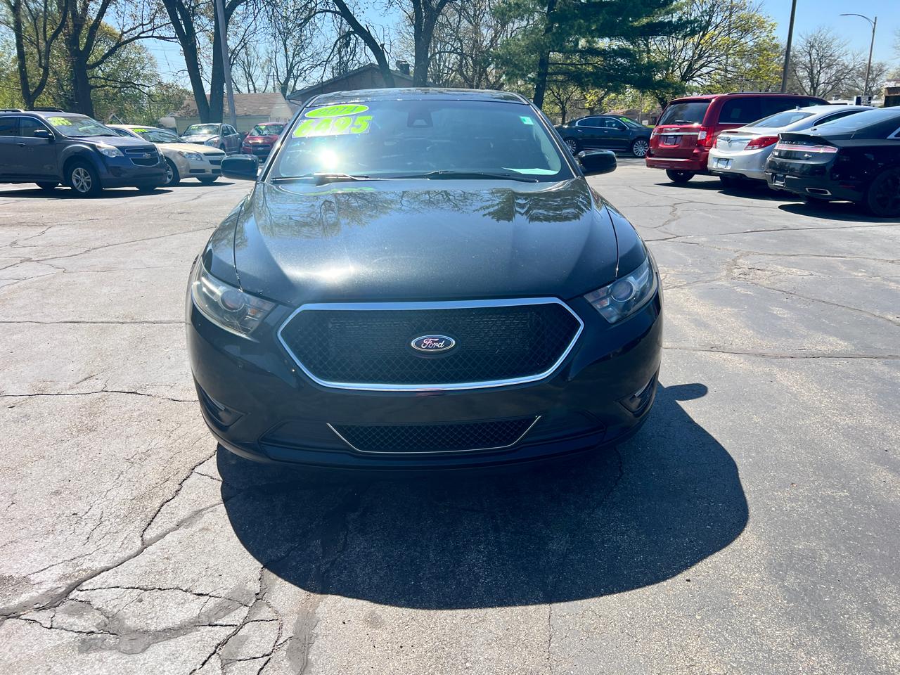 Ford Taurus 4dr Sdn SHO AWD 2014