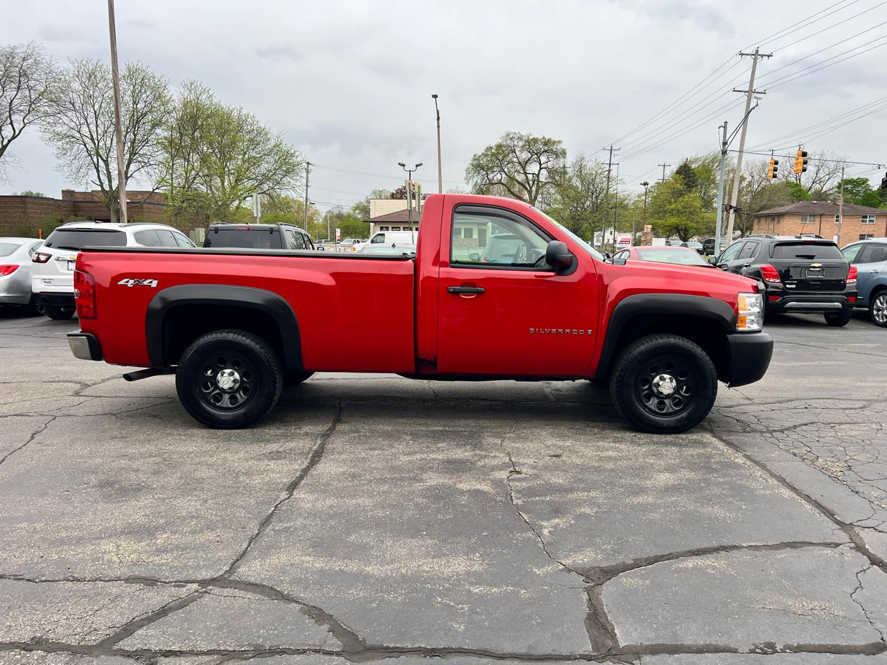 Chevrolet Silverado 1500 4WD Reg Cab 133.0" Work Truck 2007