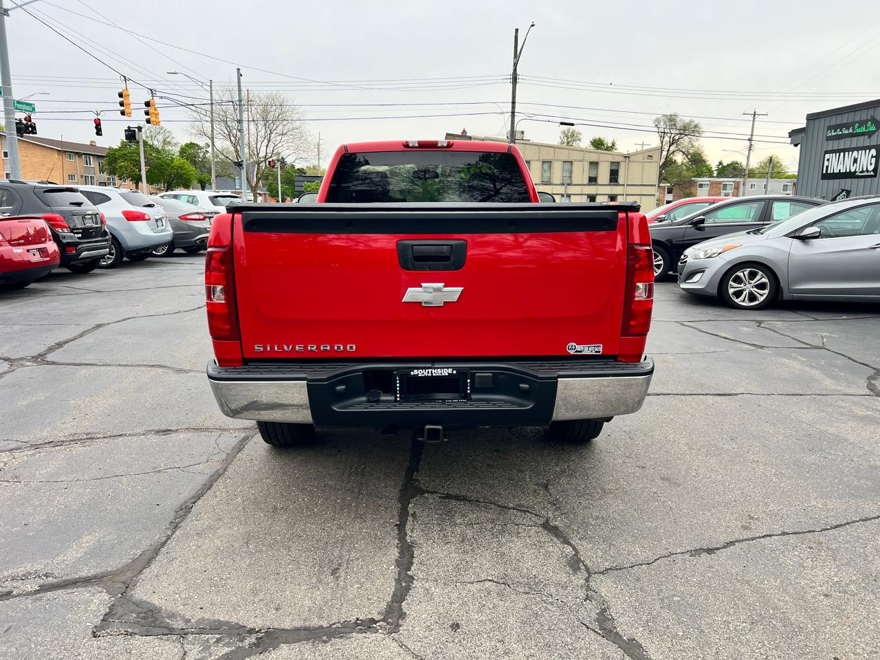 Chevrolet Silverado 1500 4WD Reg Cab 133.0" Work Truck 2007