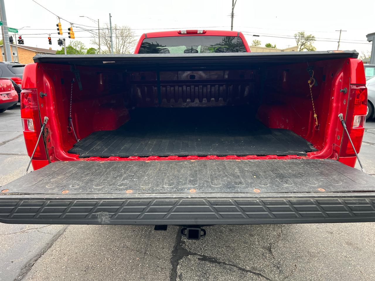 Chevrolet Silverado 1500 4WD Reg Cab 133.0" Work Truck 2007