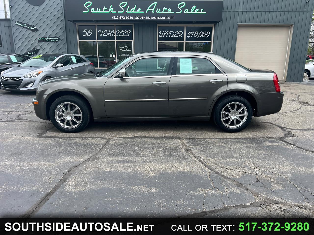 Chrysler 300 4dr Sdn Limited AWD 2010
