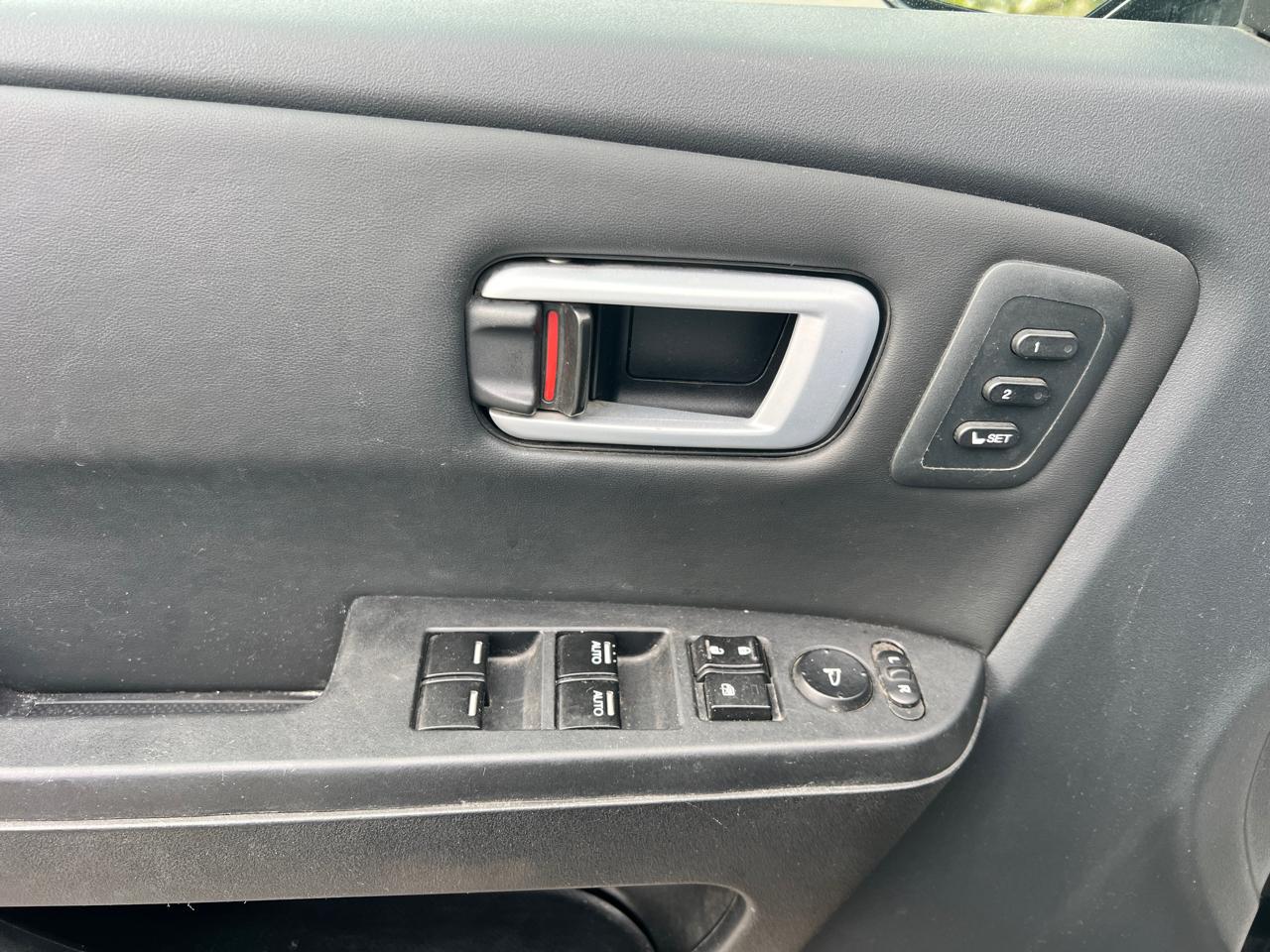 Honda Pilot 4WD 4dr Touring w/RES & Navi 2012