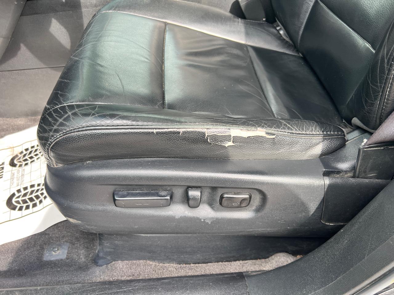 Honda Pilot 4WD 4dr Touring w/RES & Navi 2012