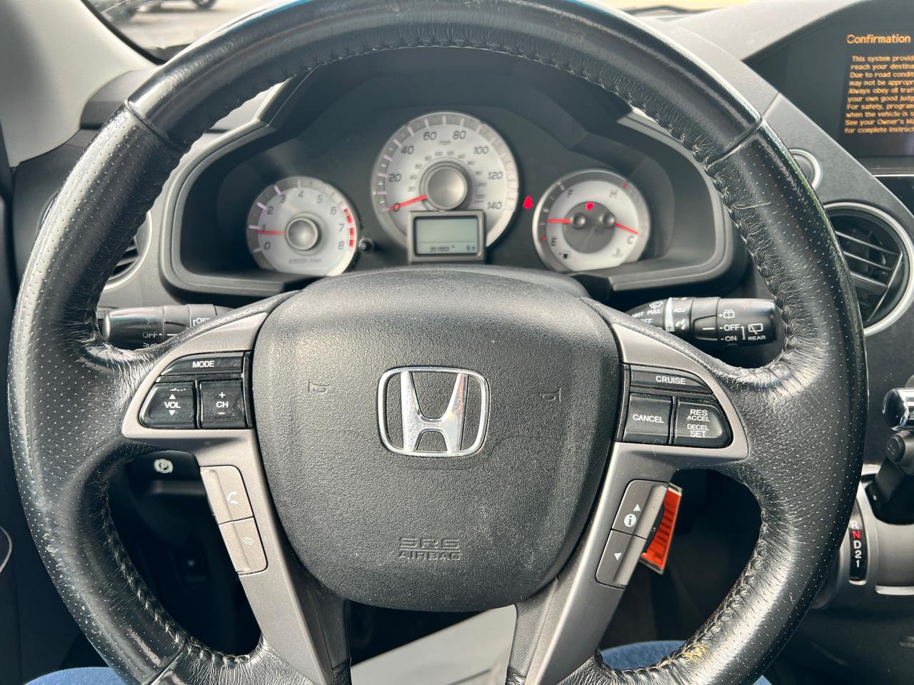 Honda Pilot 4WD 4dr Touring w/RES & Navi 2012