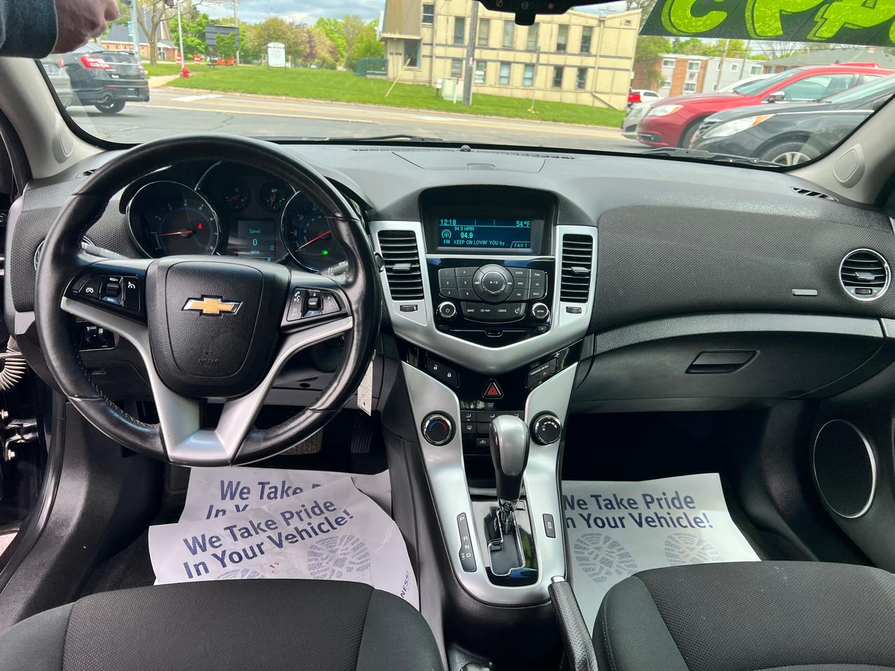 Chevrolet Cruze 4dr Sdn LT w/1LT 2011