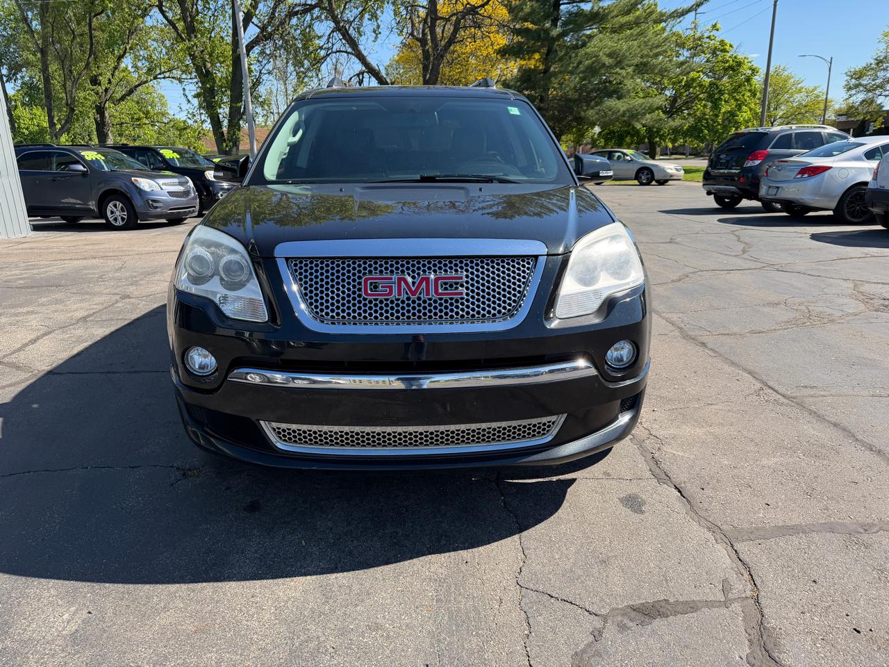 GMC Acadia FWD 4dr Denali 2012