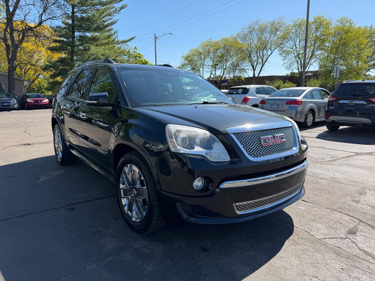 GMC Acadia FWD 4dr Denali 2012