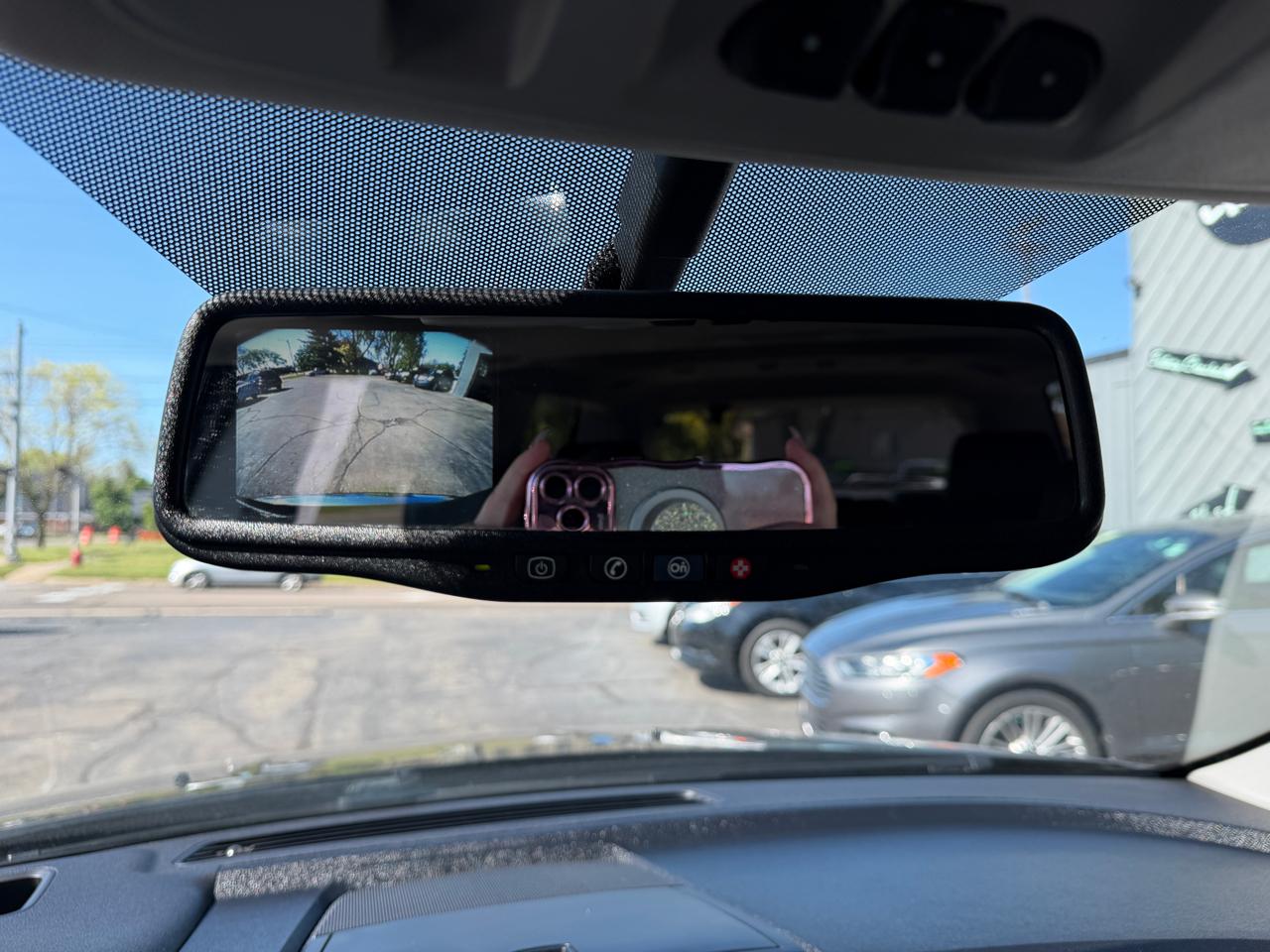 GMC Acadia FWD 4dr Denali 2012