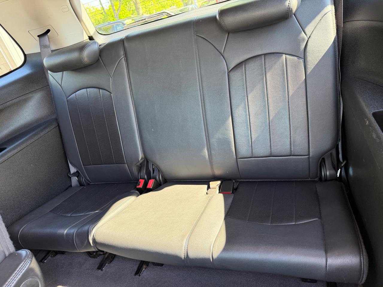 GMC Acadia FWD 4dr Denali 2012