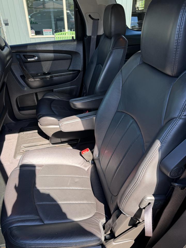 GMC Acadia FWD 4dr Denali 2012