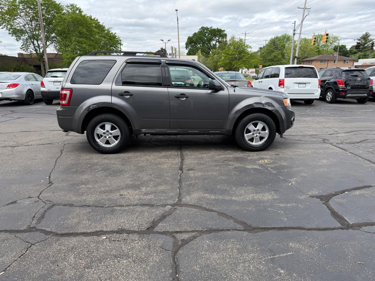 Ford Escape FWD 4dr V6 Auto XLT 2009