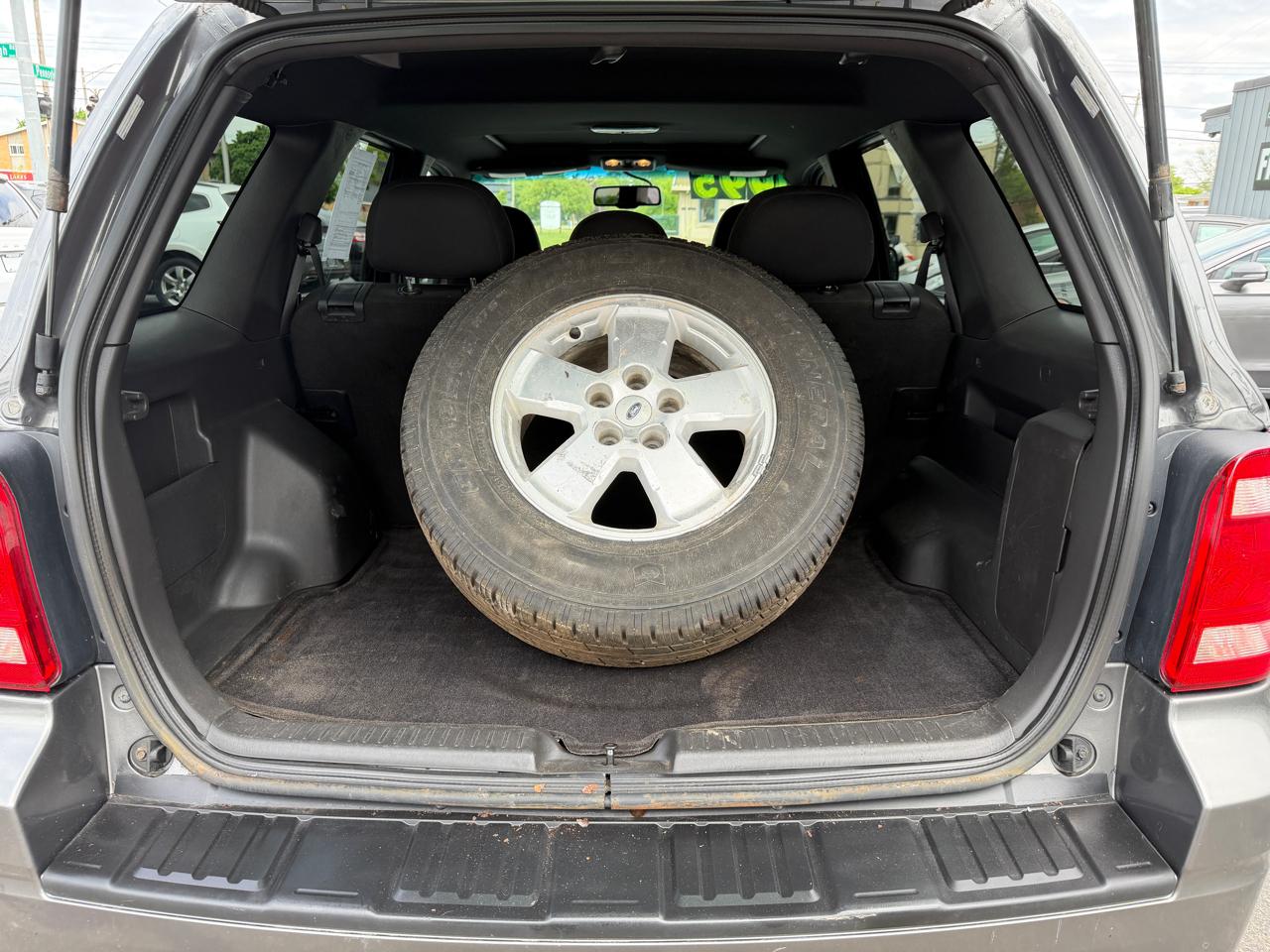 Ford Escape FWD 4dr V6 Auto XLT 2009