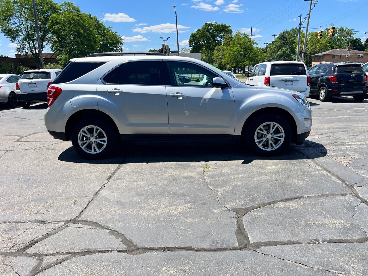 Chevrolet Equinox FWD 4dr LT w/1LT 2017