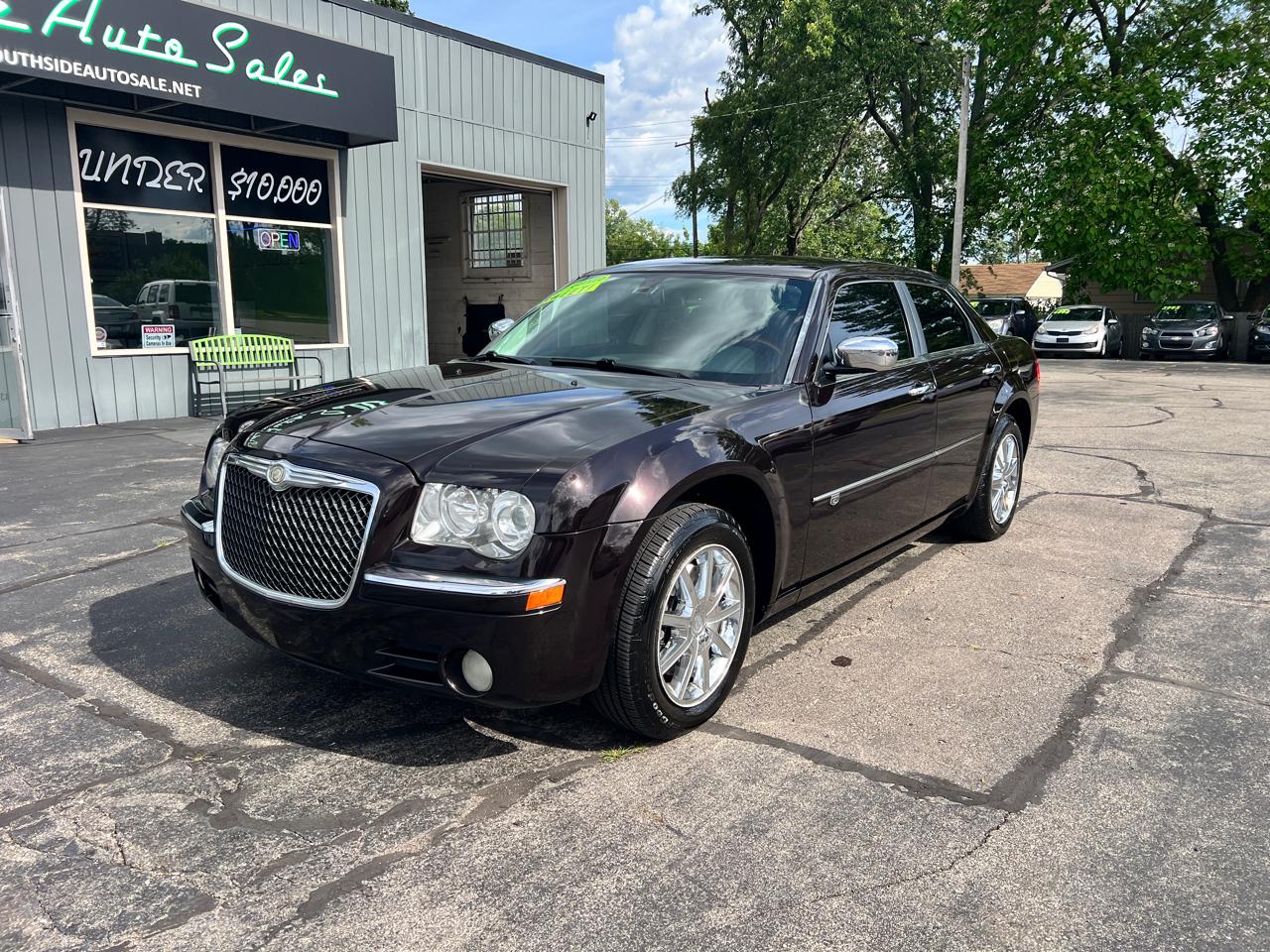Chrysler 300 4dr Sdn 300C AWD 2010