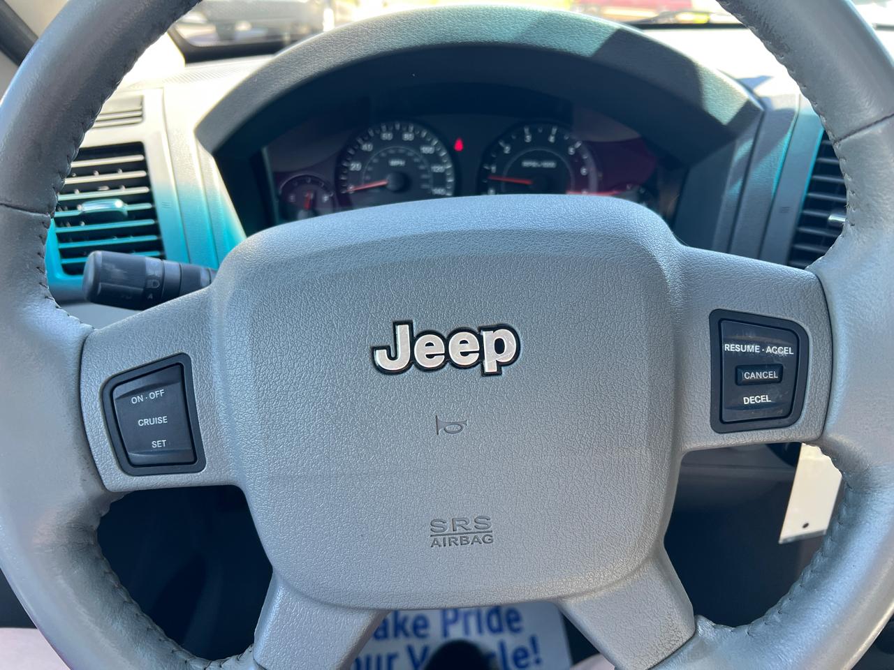 Jeep Grand Cherokee 4dr Laredo 4WD 2006