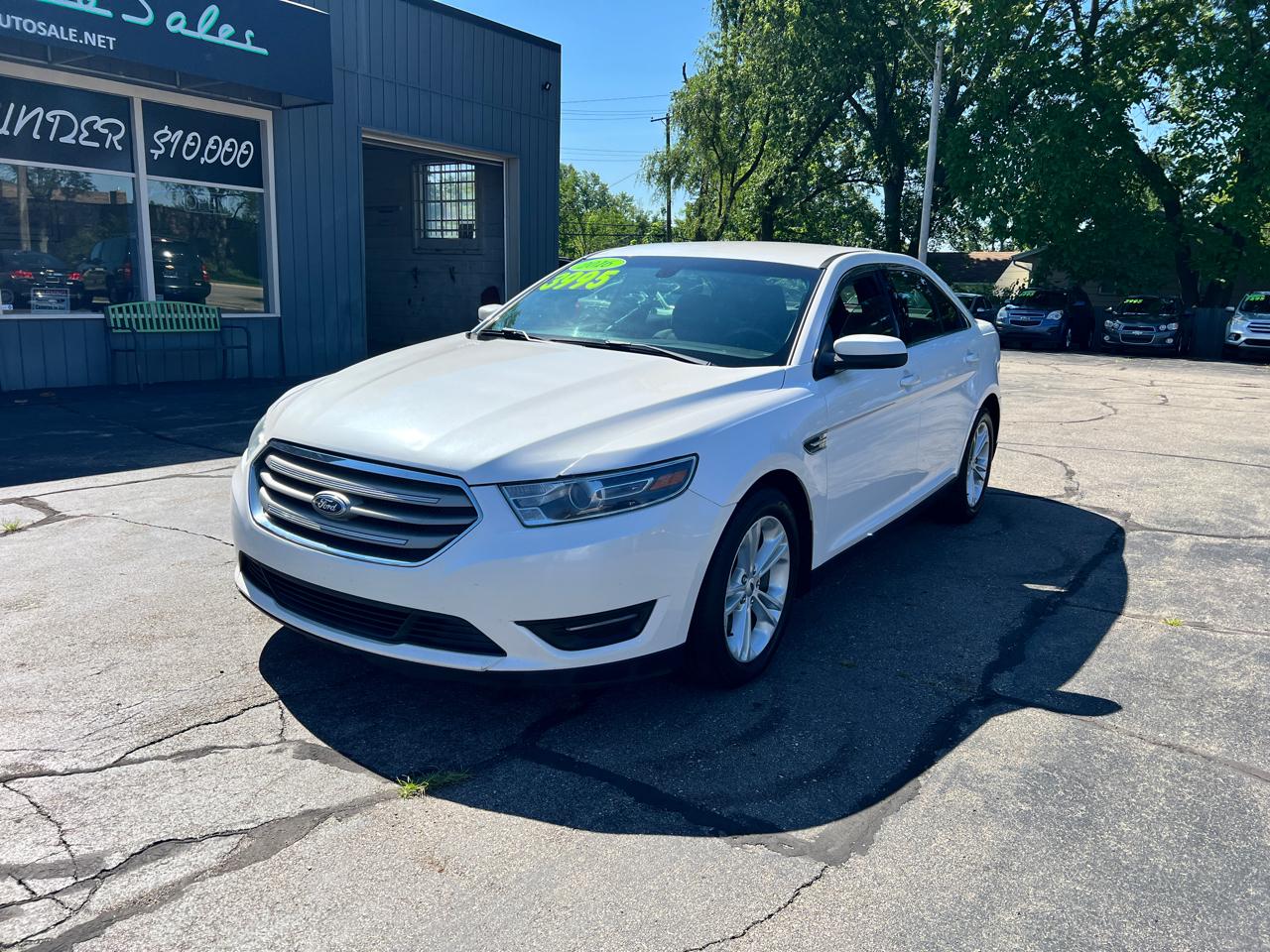 Ford Taurus 4dr Sdn SEL FWD 2016