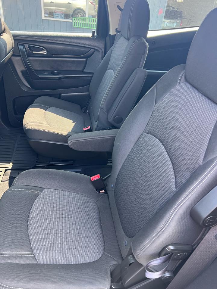 Chevrolet Traverse AWD 4dr LT w/1LT 2015