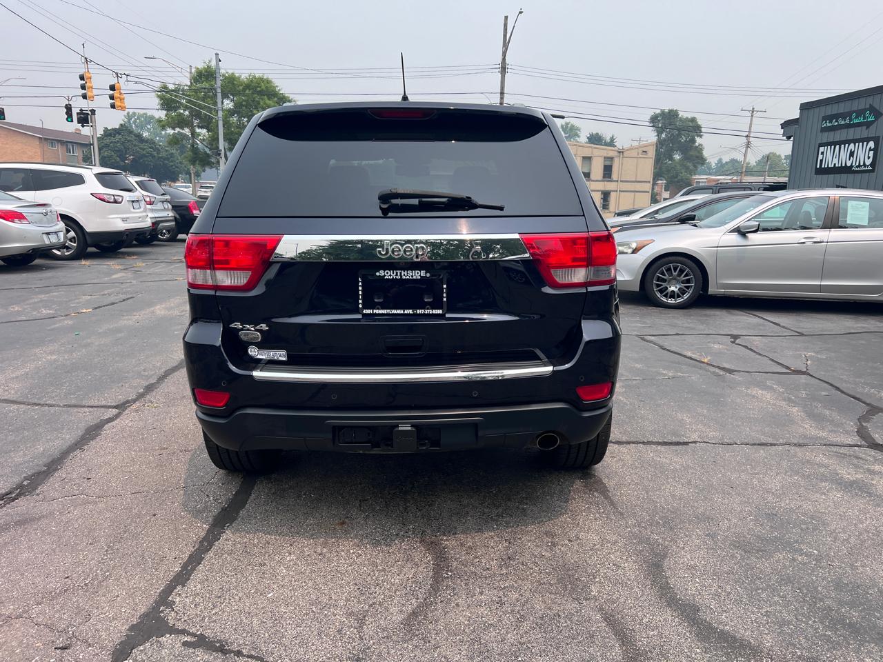 Jeep Grand Cherokee 4WD 4dr Overland 2011