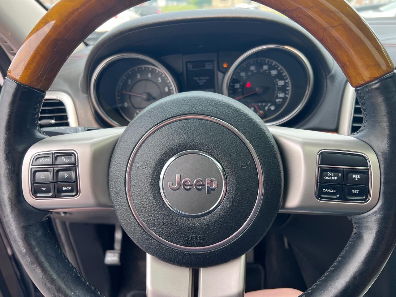 Jeep Grand Cherokee 4WD 4dr Overland 2011