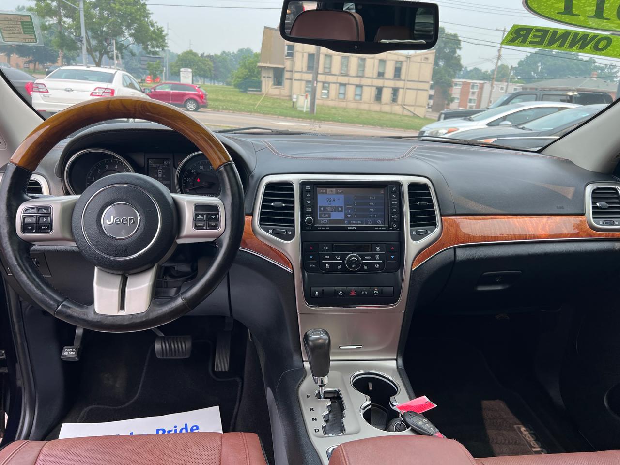 Jeep Grand Cherokee 4WD 4dr Overland 2011