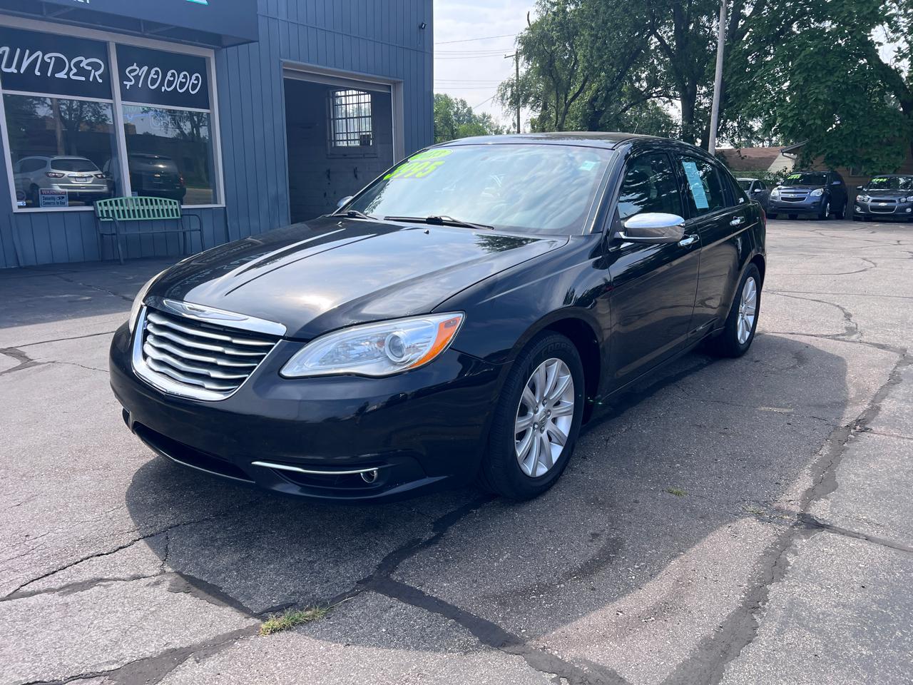 Chrysler 200 4dr Sdn Limited 2013