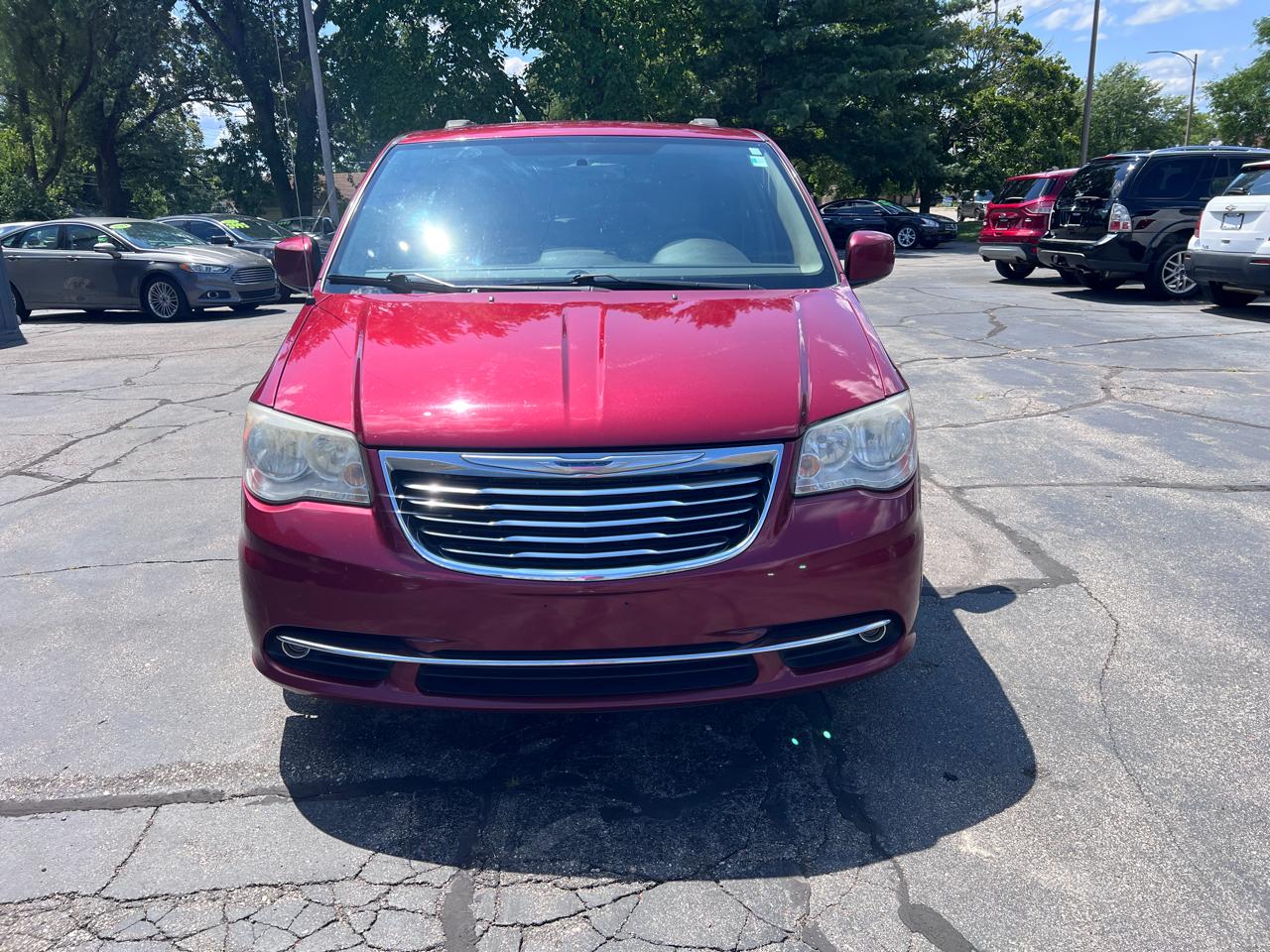 Chrysler Town & Country 4dr Wgn Touring 2012