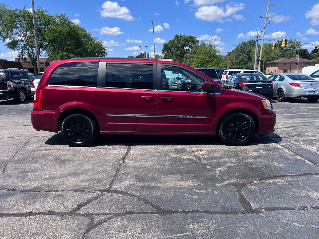 Chrysler Town & Country 4dr Wgn Touring 2012