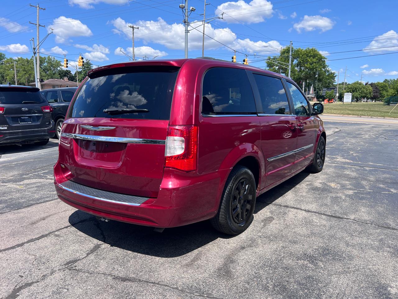 Chrysler Town & Country 4dr Wgn Touring 2012