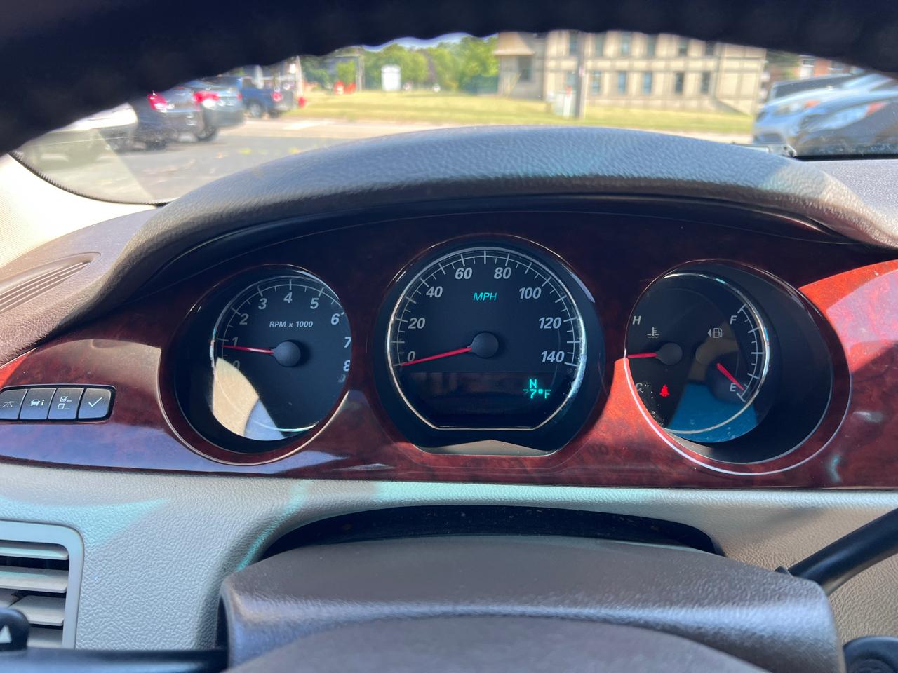 Buick Lucerne 4dr Sdn V6 CXL 2008