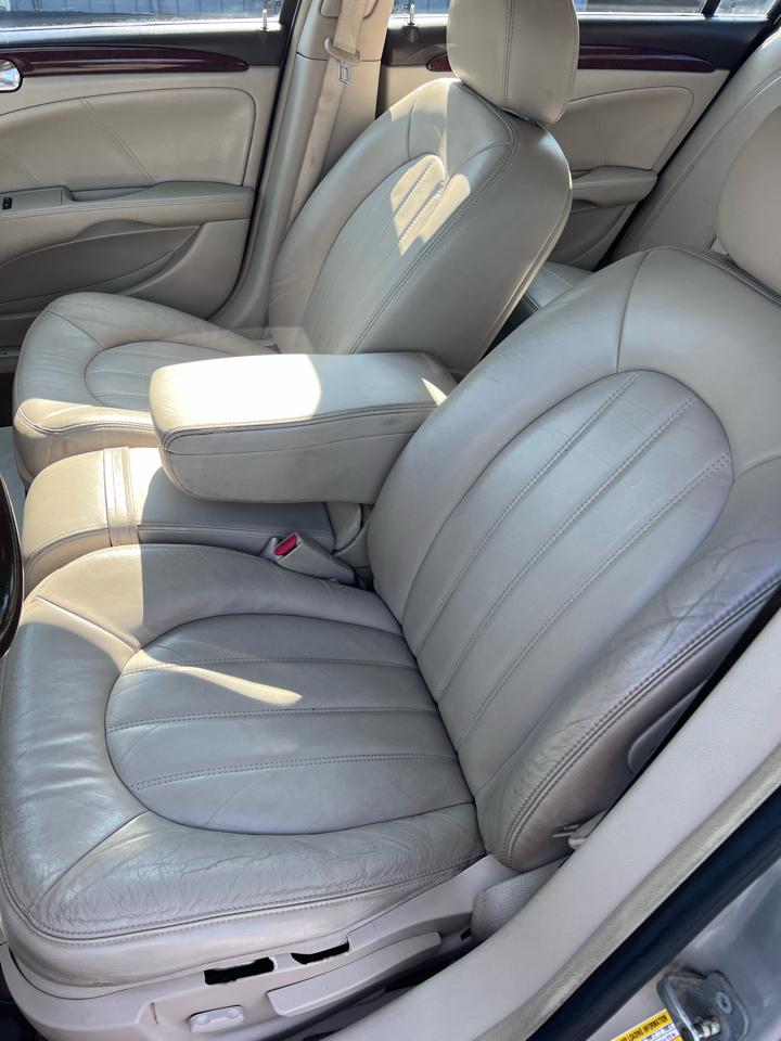 Buick Lucerne 4dr Sdn V6 CXL 2008