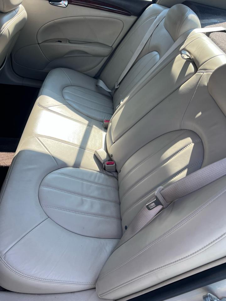 Buick Lucerne 4dr Sdn V6 CXL 2008
