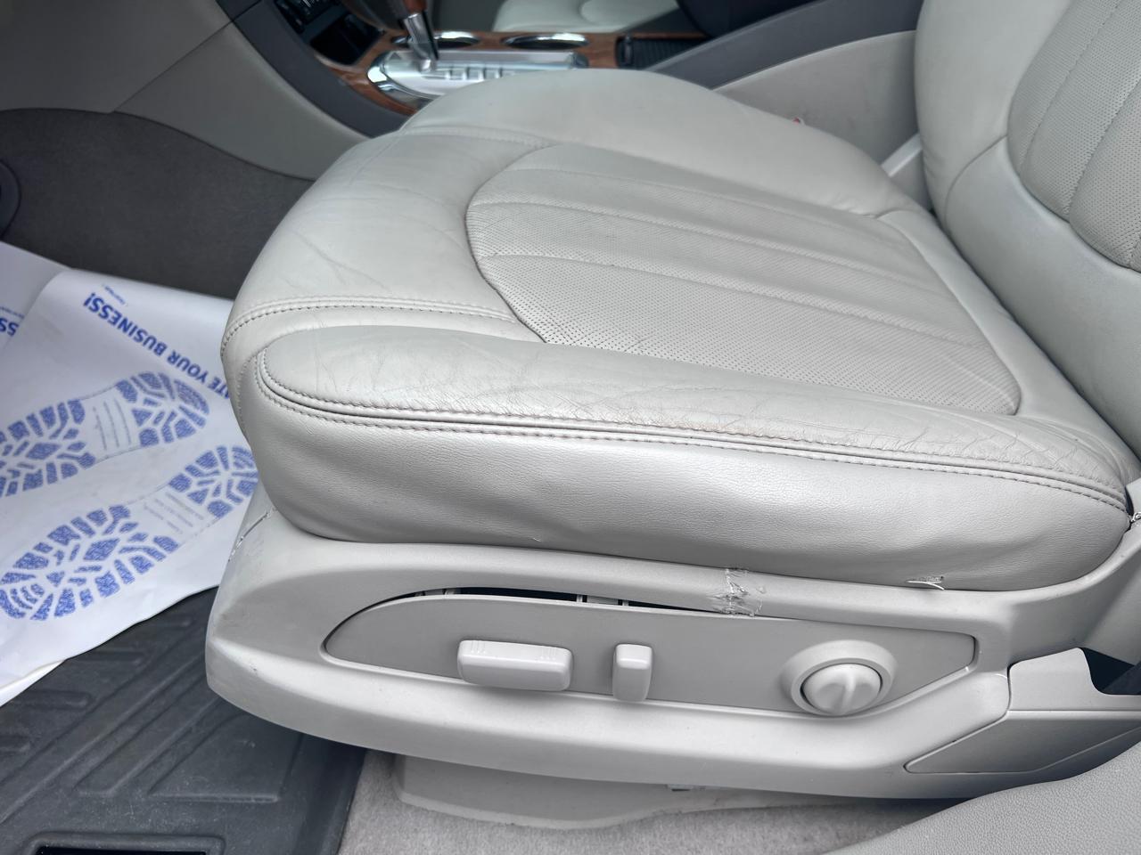 Buick Enclave FWD 4dr CXL-1 2011