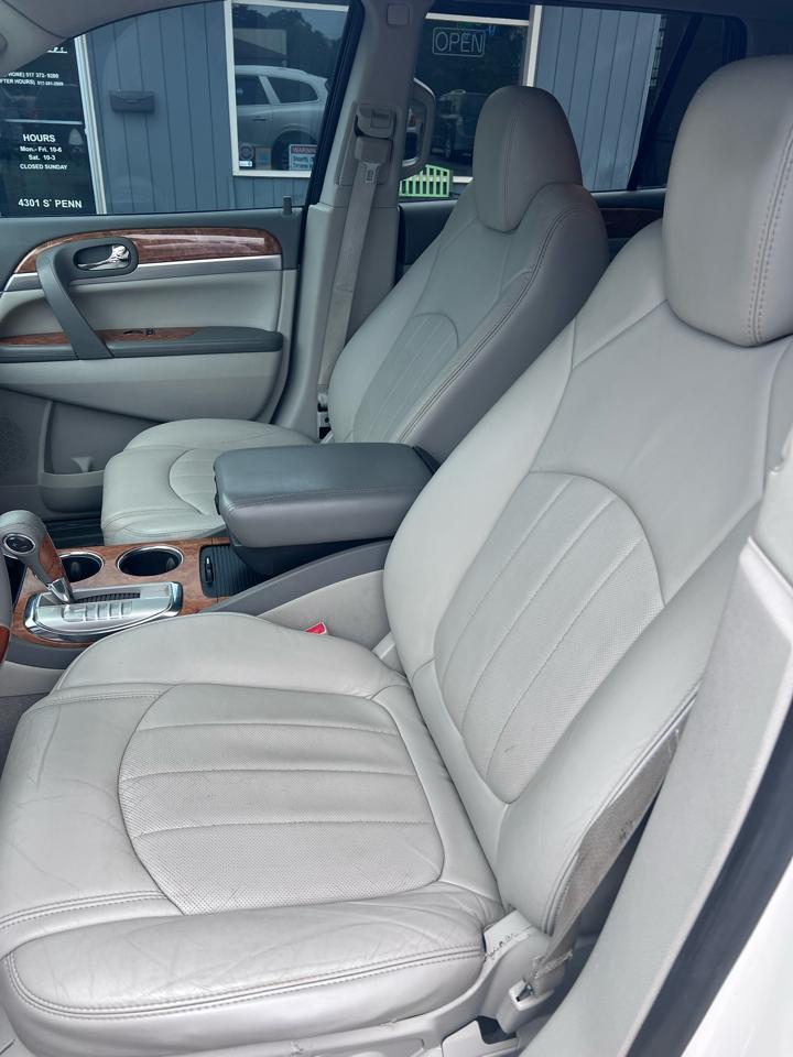 Buick Enclave FWD 4dr CXL-1 2011