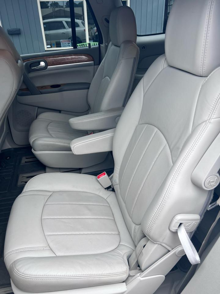 Buick Enclave FWD 4dr CXL-1 2011