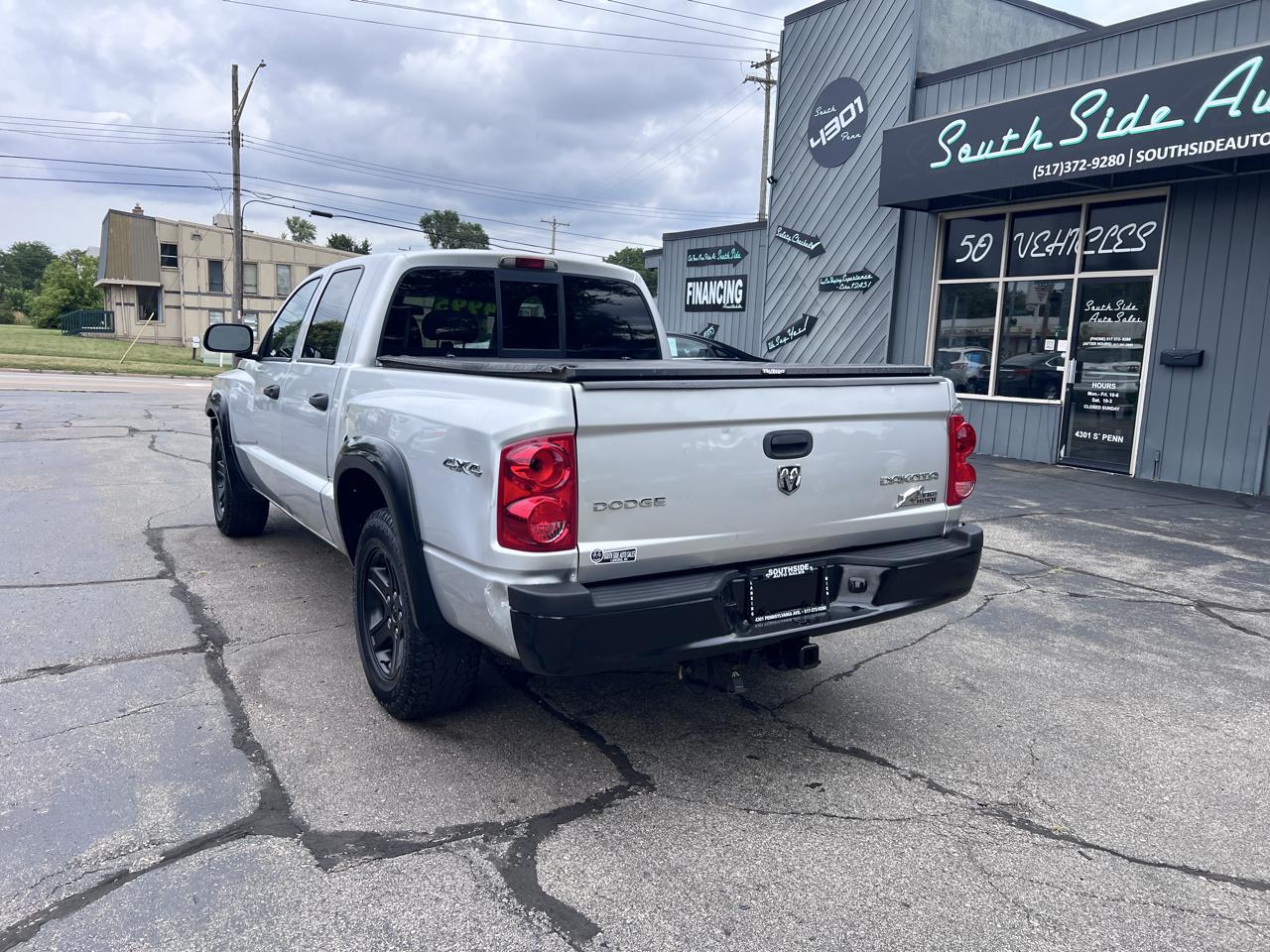 Dodge Dakota 4WD Crew Cab Bighorn/Lonestar 2009