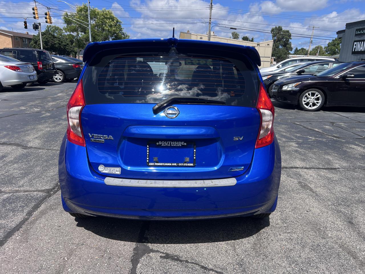 Nissan Versa Note 5dr HB CVT 1.6 SV 2015