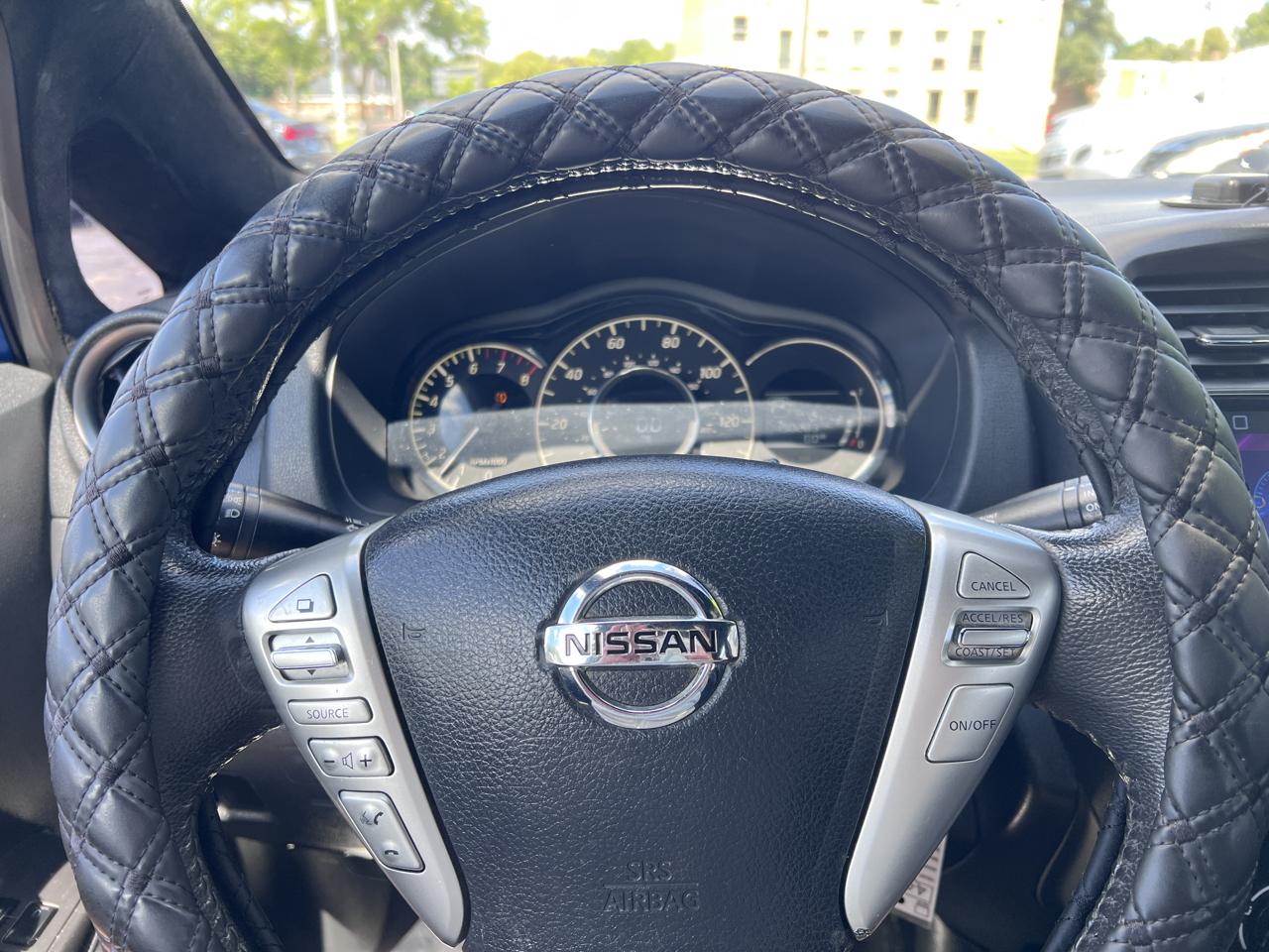 Nissan Versa Note 5dr HB CVT 1.6 SV 2015