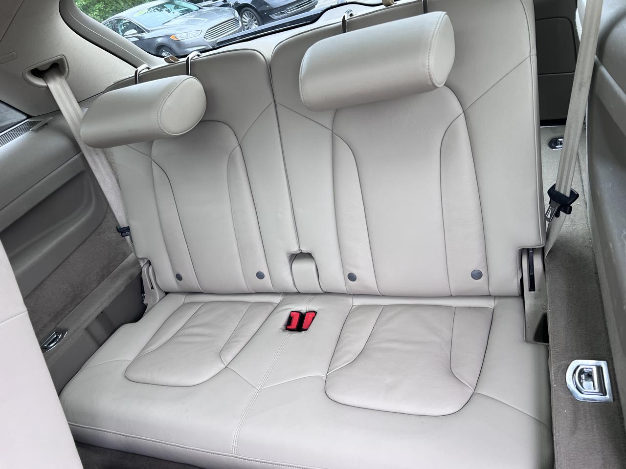 Audi Q7 quattro 4dr 3.0L TDI Premium 2009