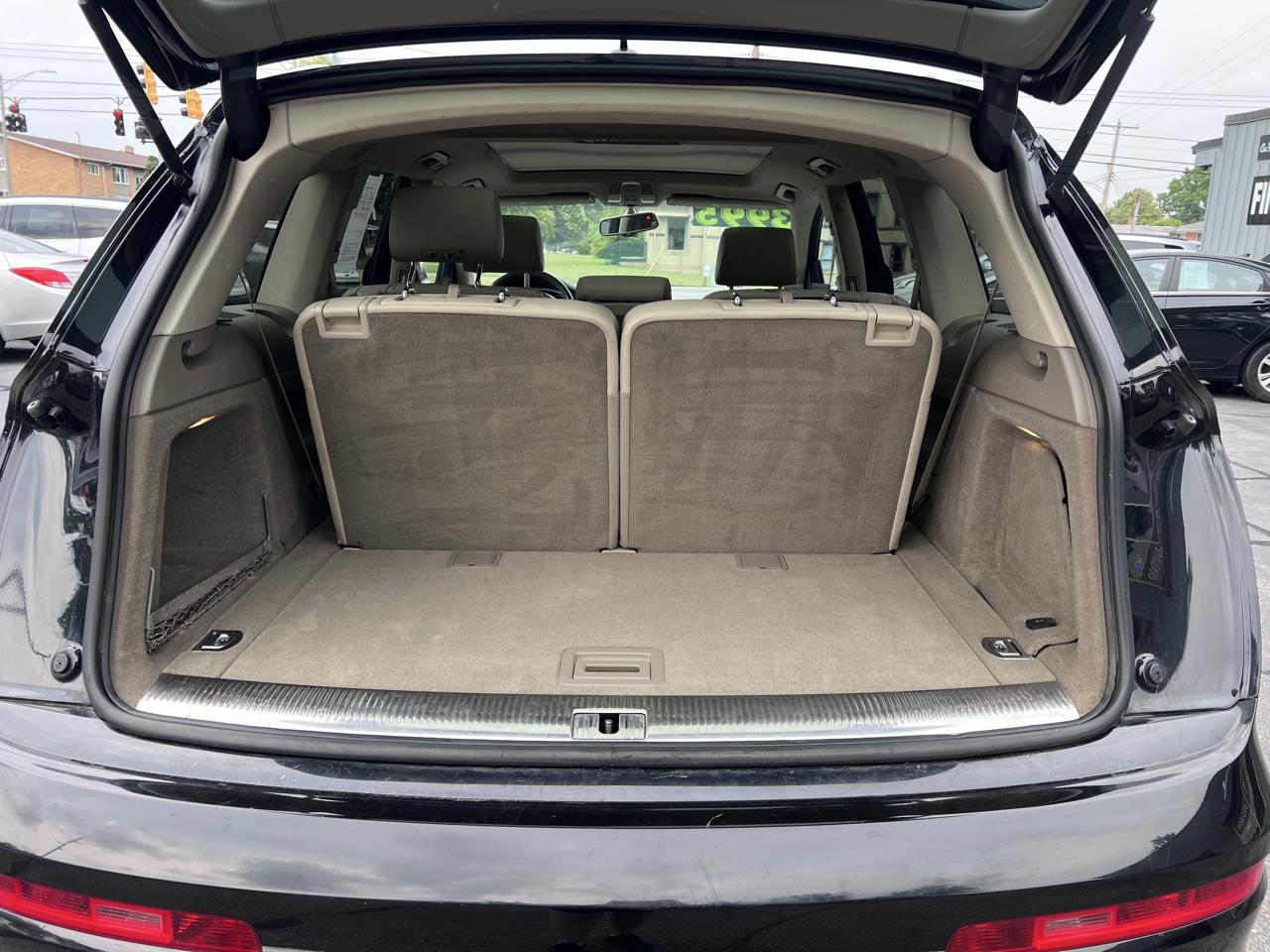 Audi Q7 quattro 4dr 3.0L TDI Premium 2009