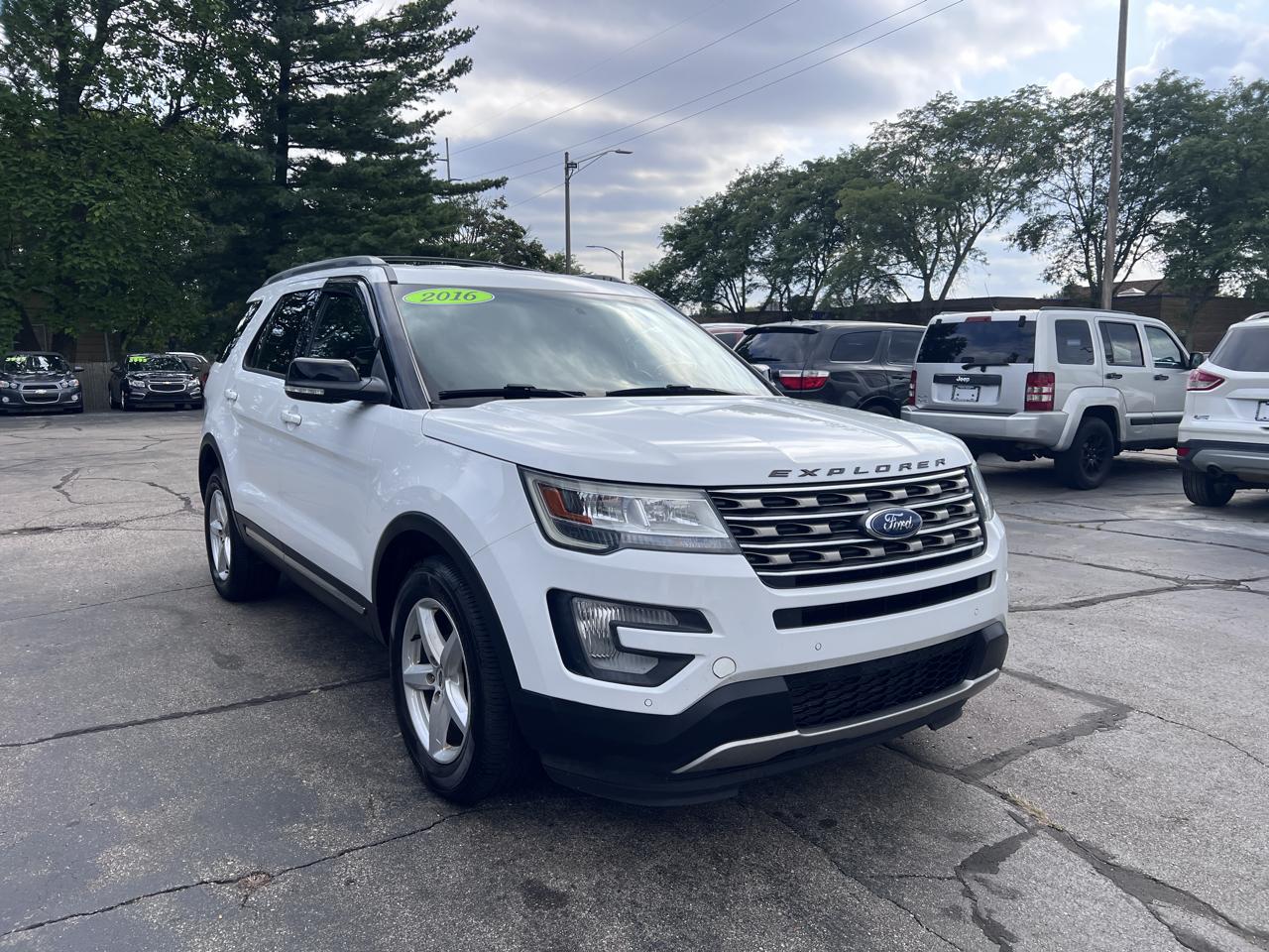 Ford Explorer 4WD 4dr XLT 2016