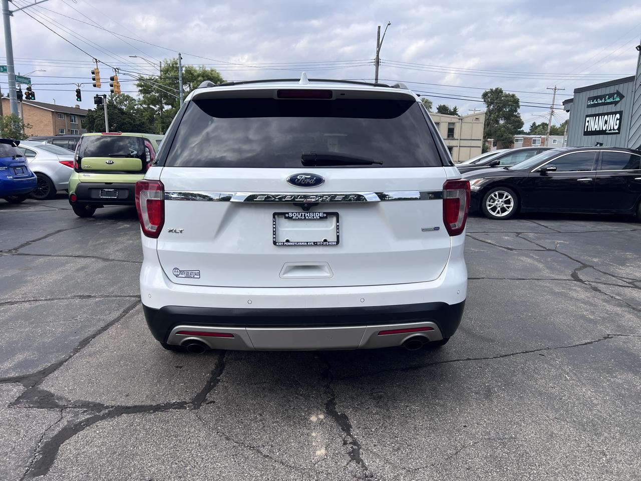 Ford Explorer 4WD 4dr XLT 2016