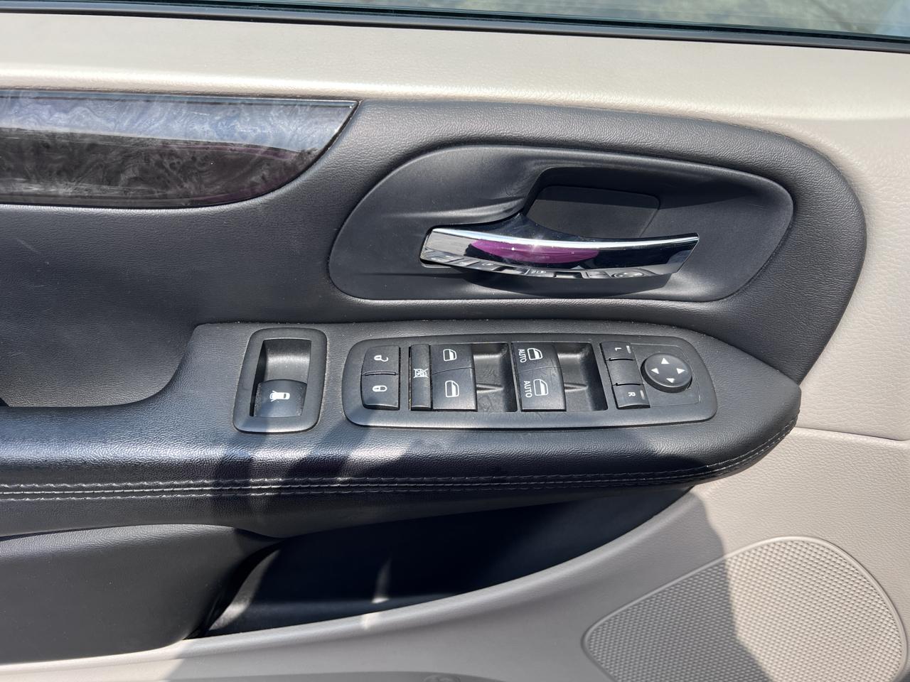 Dodge Grand Caravan 4dr Wgn SXT 2014