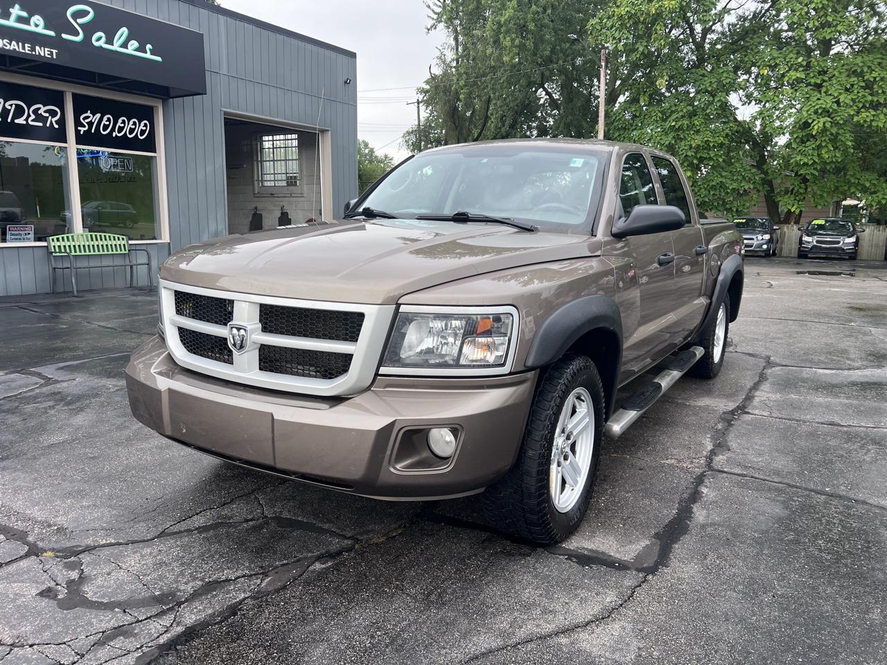 Dodge Dakota 4WD Crew Cab Bighorn/Lonestar 2010