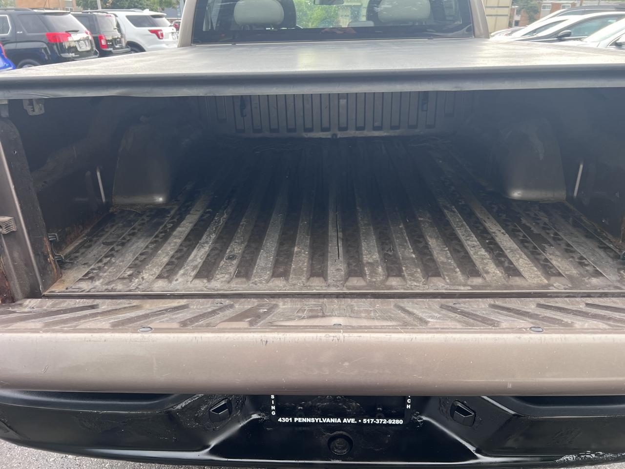 Dodge Dakota 4WD Crew Cab Bighorn/Lonestar 2010