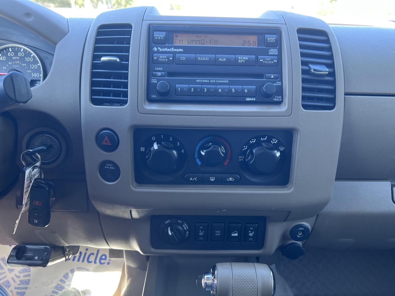 Nissan Frontier 4WD Crew Cab LWB Auto LE 2007