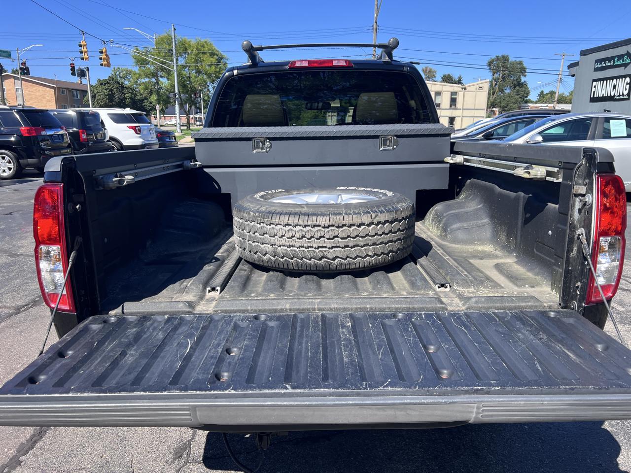 Nissan Frontier 4WD Crew Cab LWB Auto LE 2007